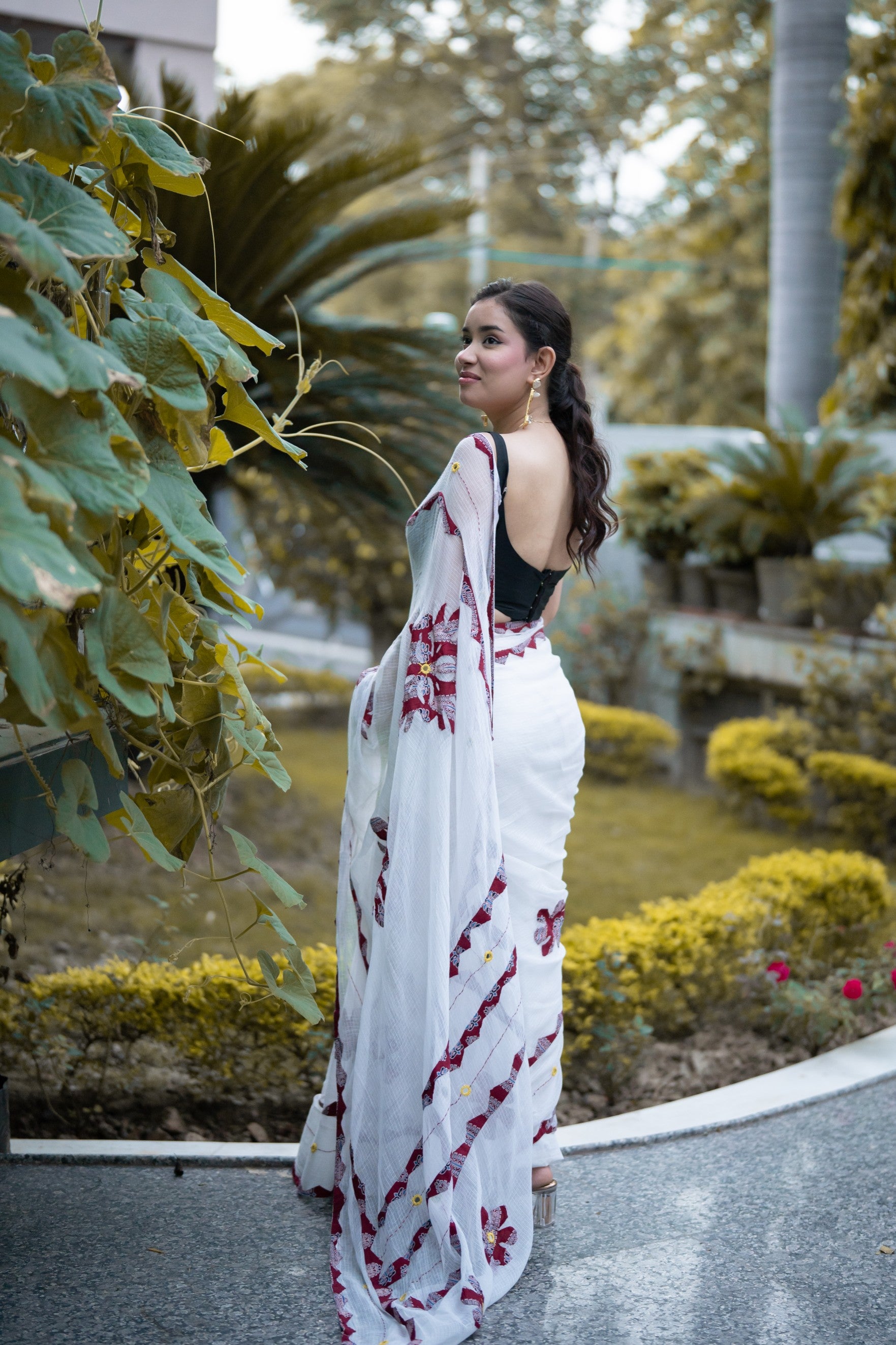 Alishka - White Saree with Ajrakh Applique