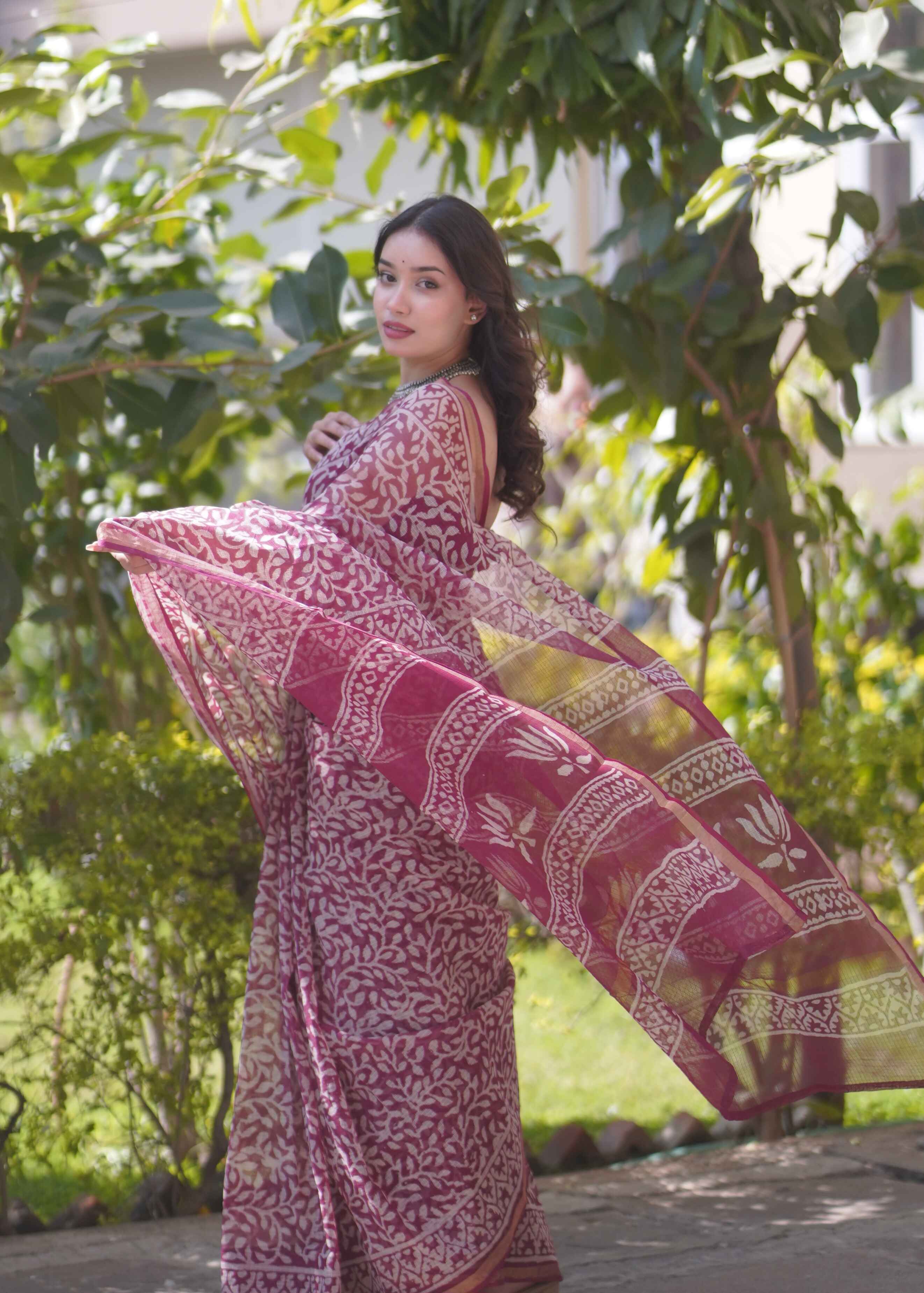 Sugandhika- Leaf Print Kota Doria Saree