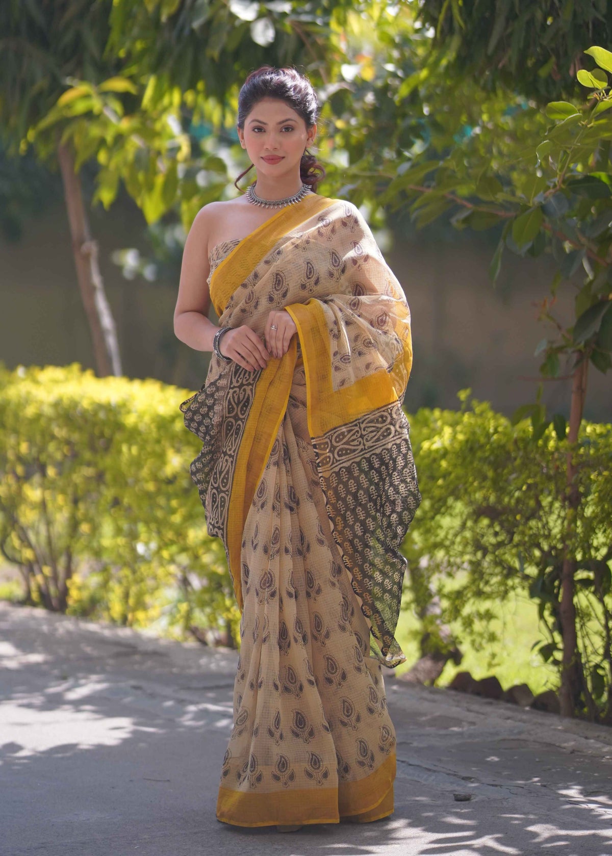 Pankhudi- Cream Saree with Yellow Border