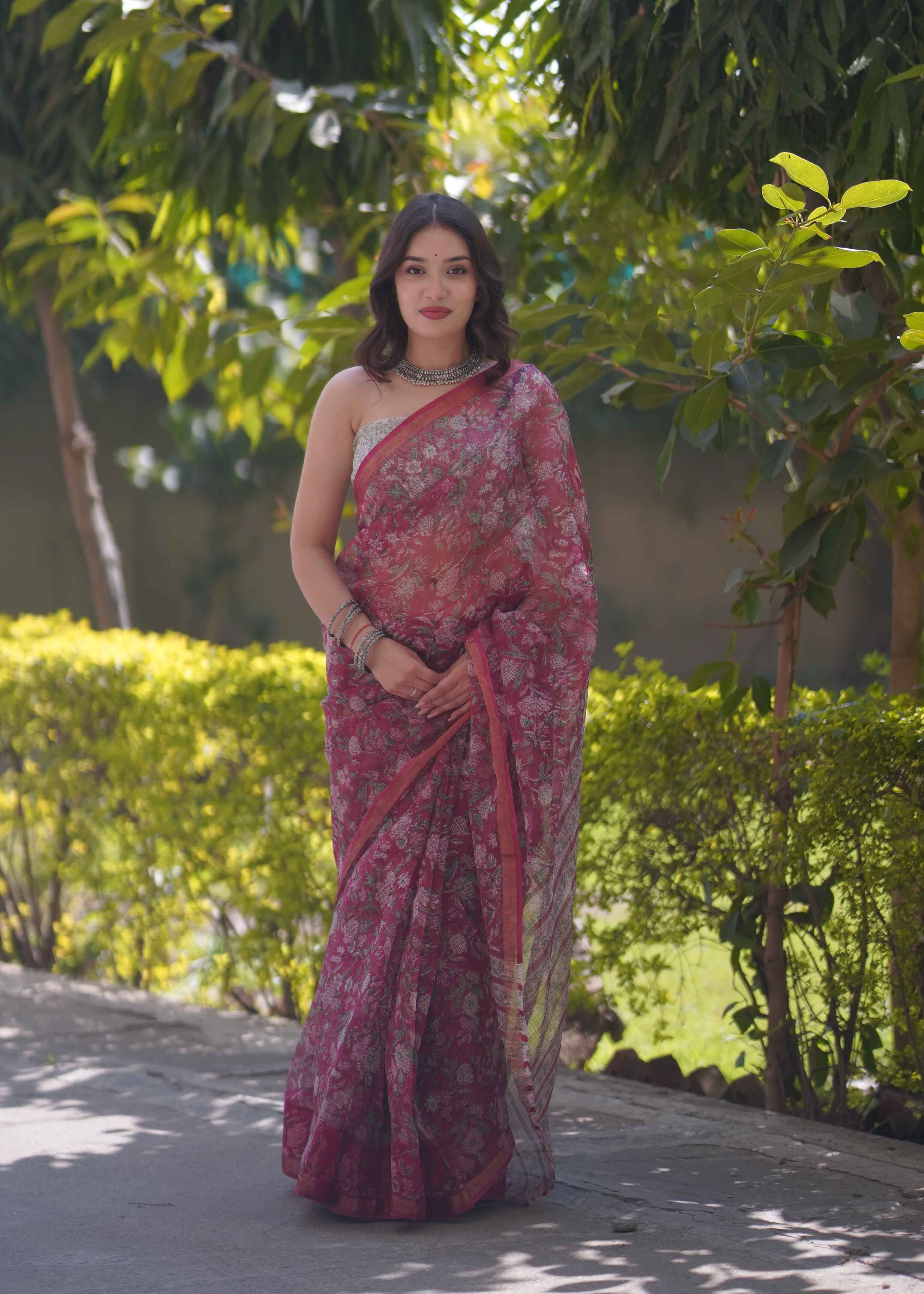 Gulzarika- Floral Kota Doria Saree