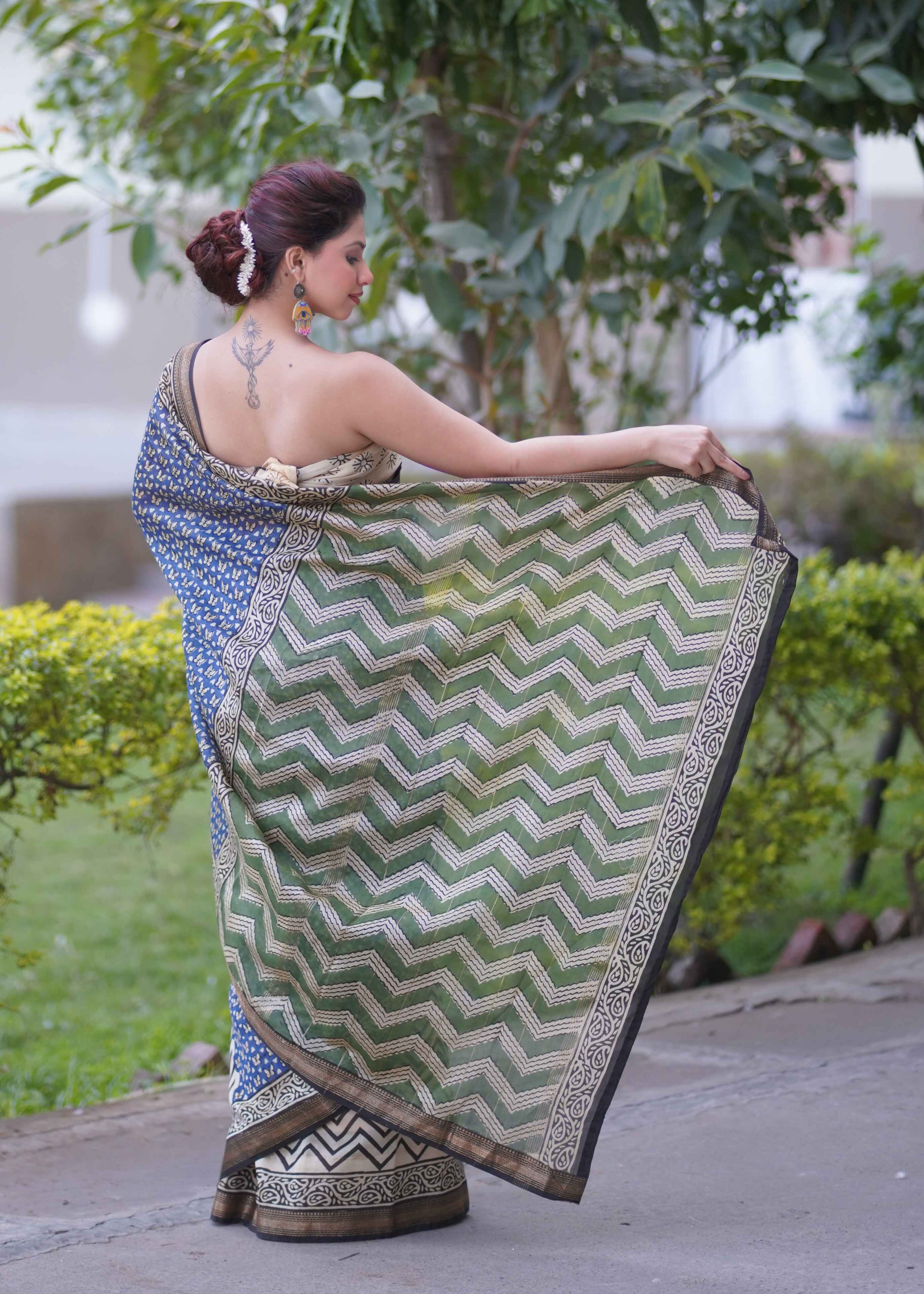 Nirjhari- Zigzag Maheshwari Silk Saree