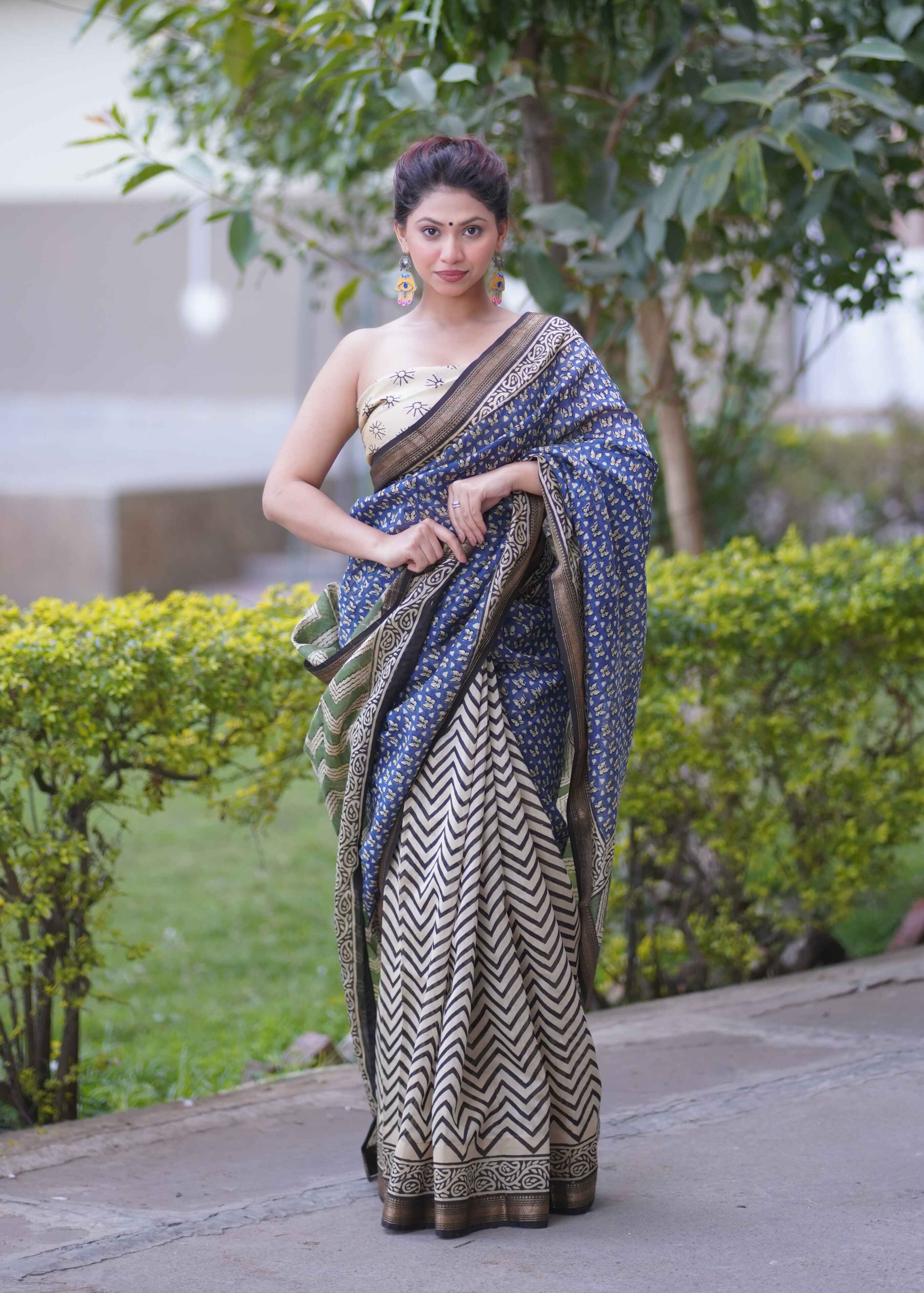 Nirjhari- Zigzag Maheshwari Silk Saree