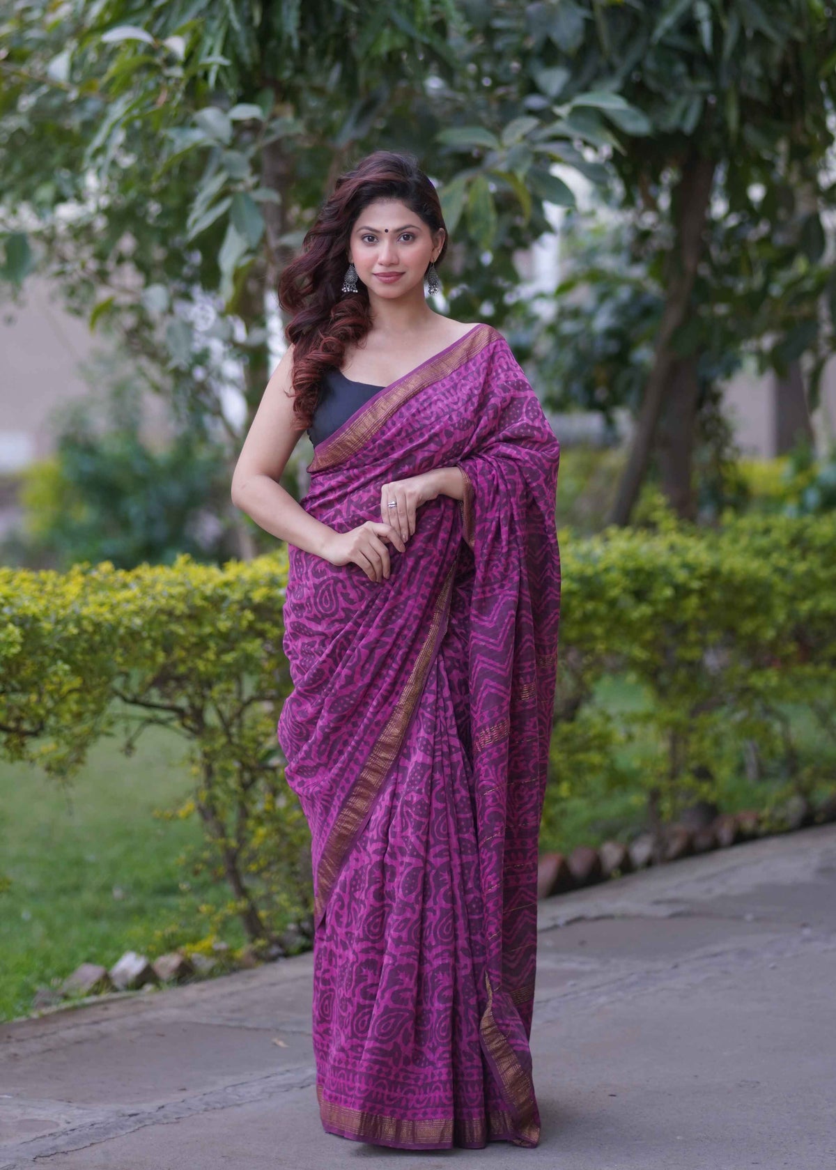 Pushpavalli- Pink Maheshwari Silk Saree