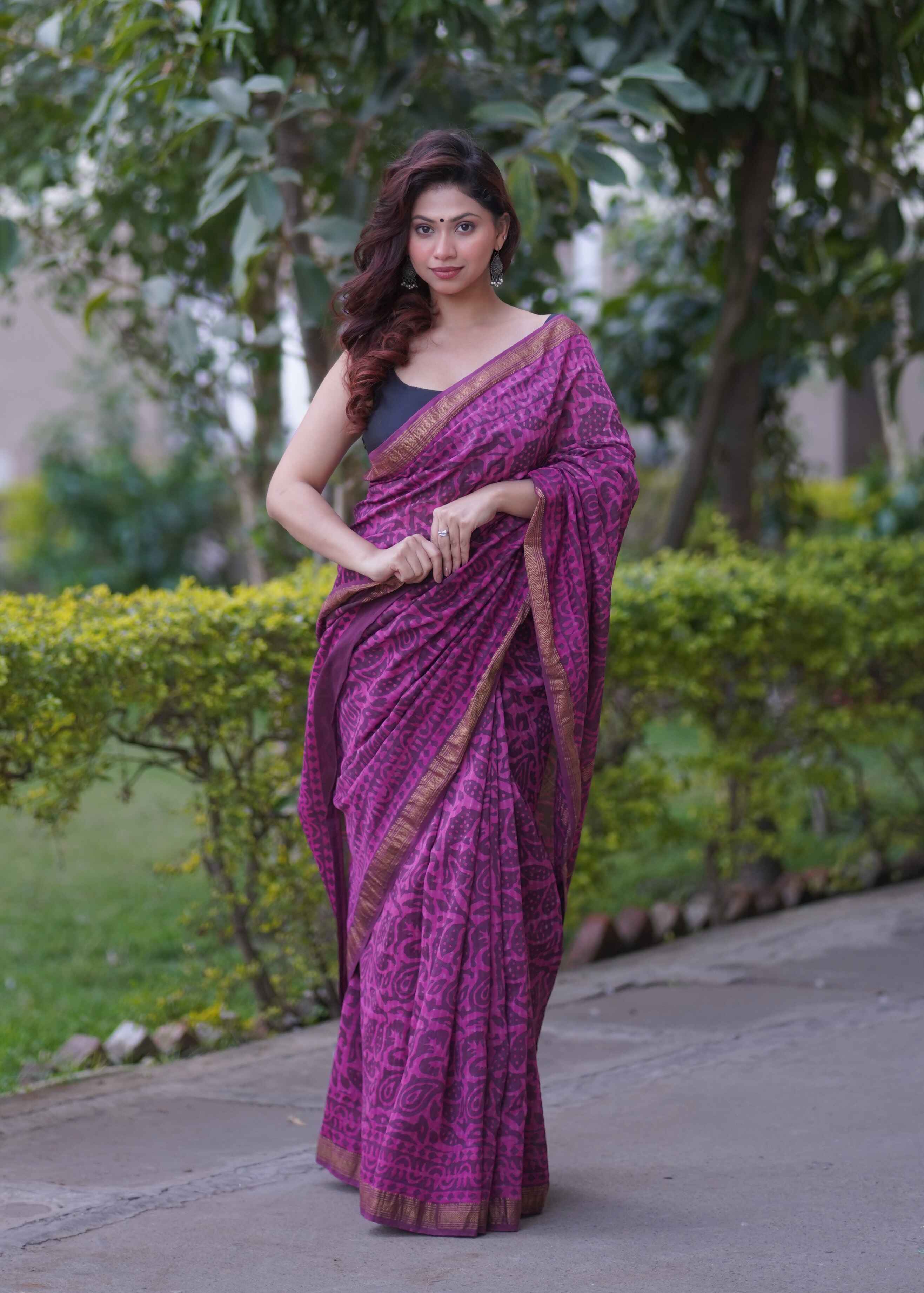 Pushpavalli- Pink Maheshwari Silk Saree