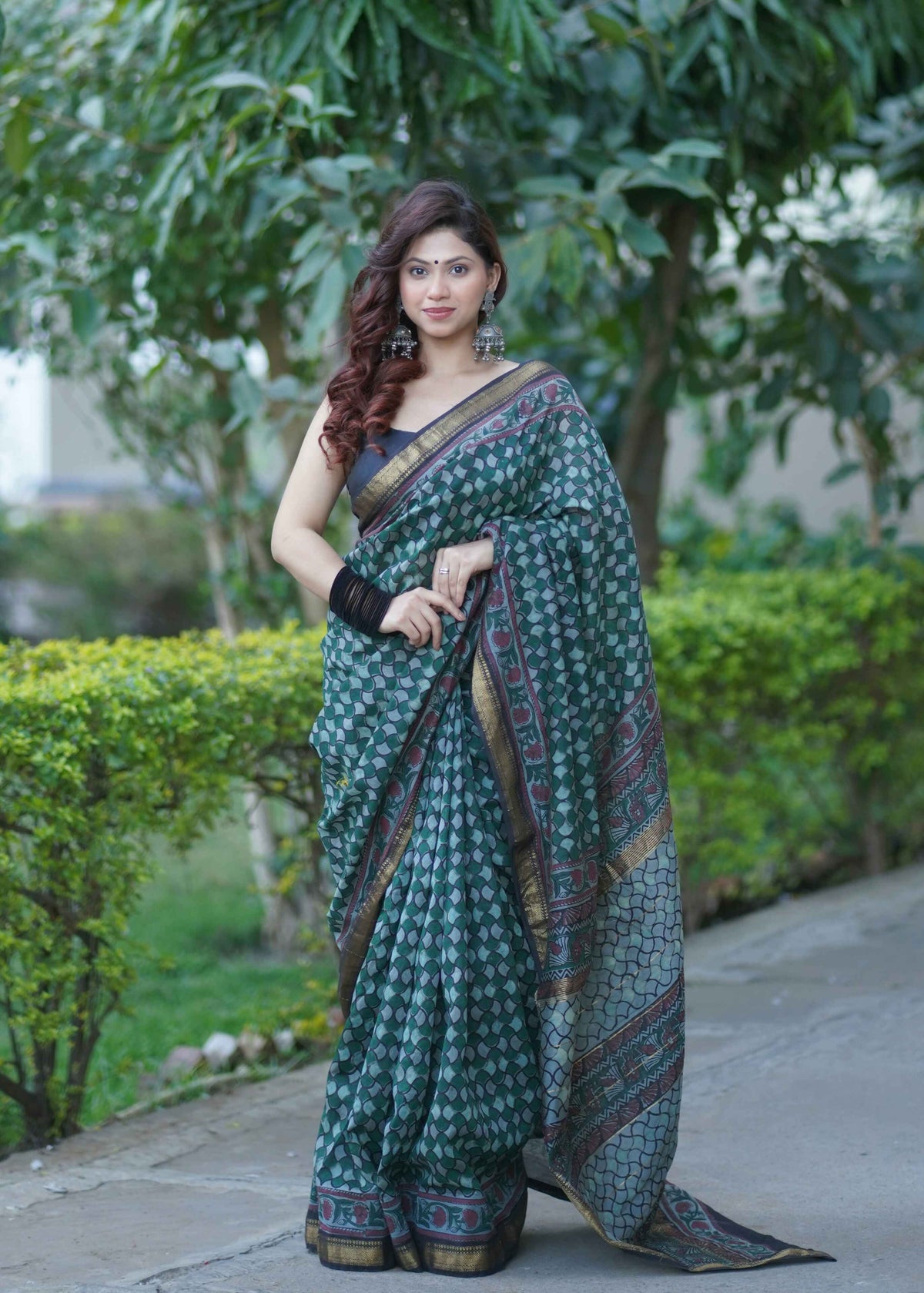 Ravashree- Green Maheshwari Silk Saree