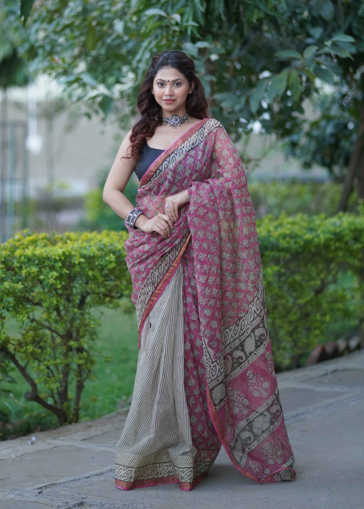 Suhavini - Cream Kota Doria Saree