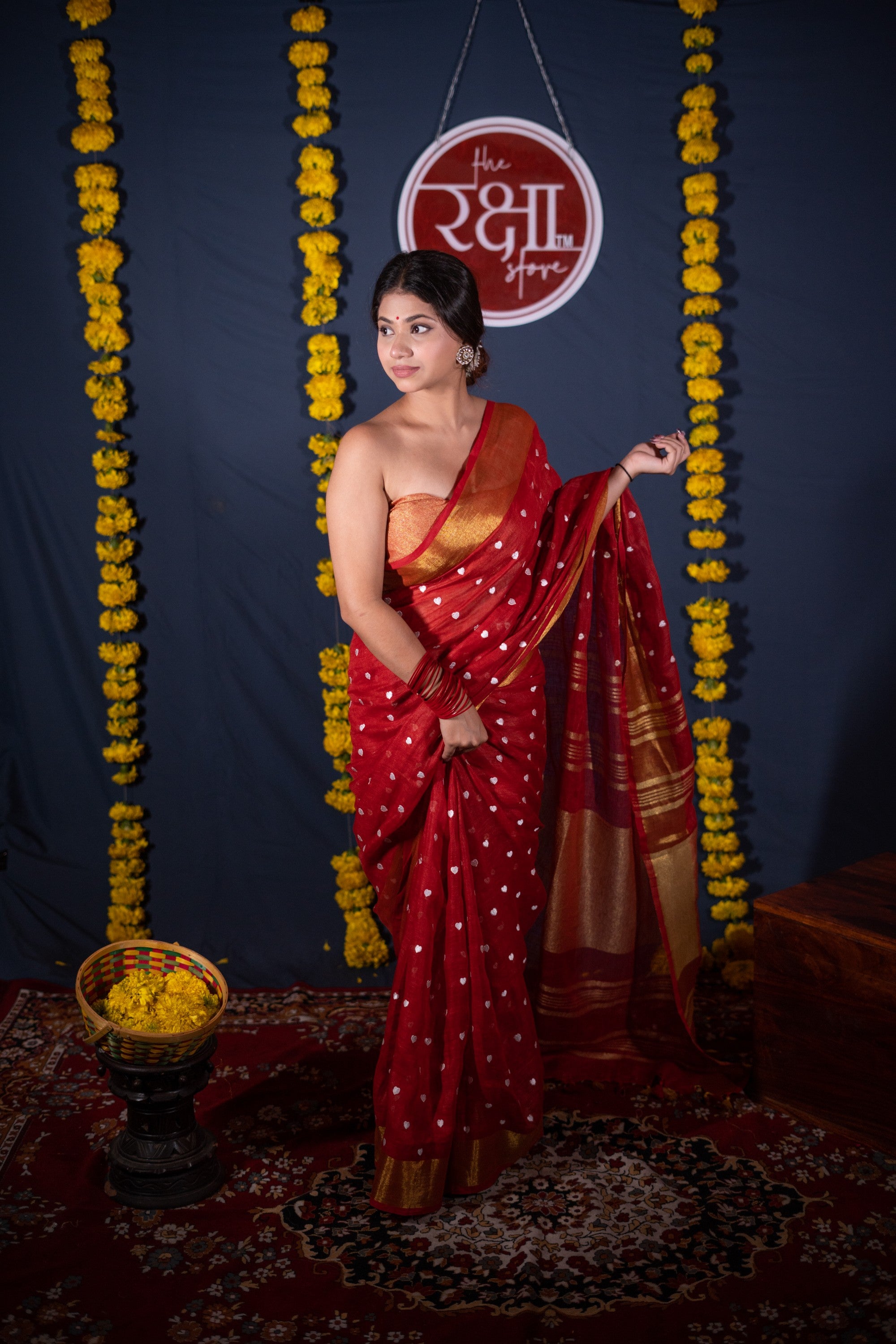 Sukriti- Red Heart Linen Saree