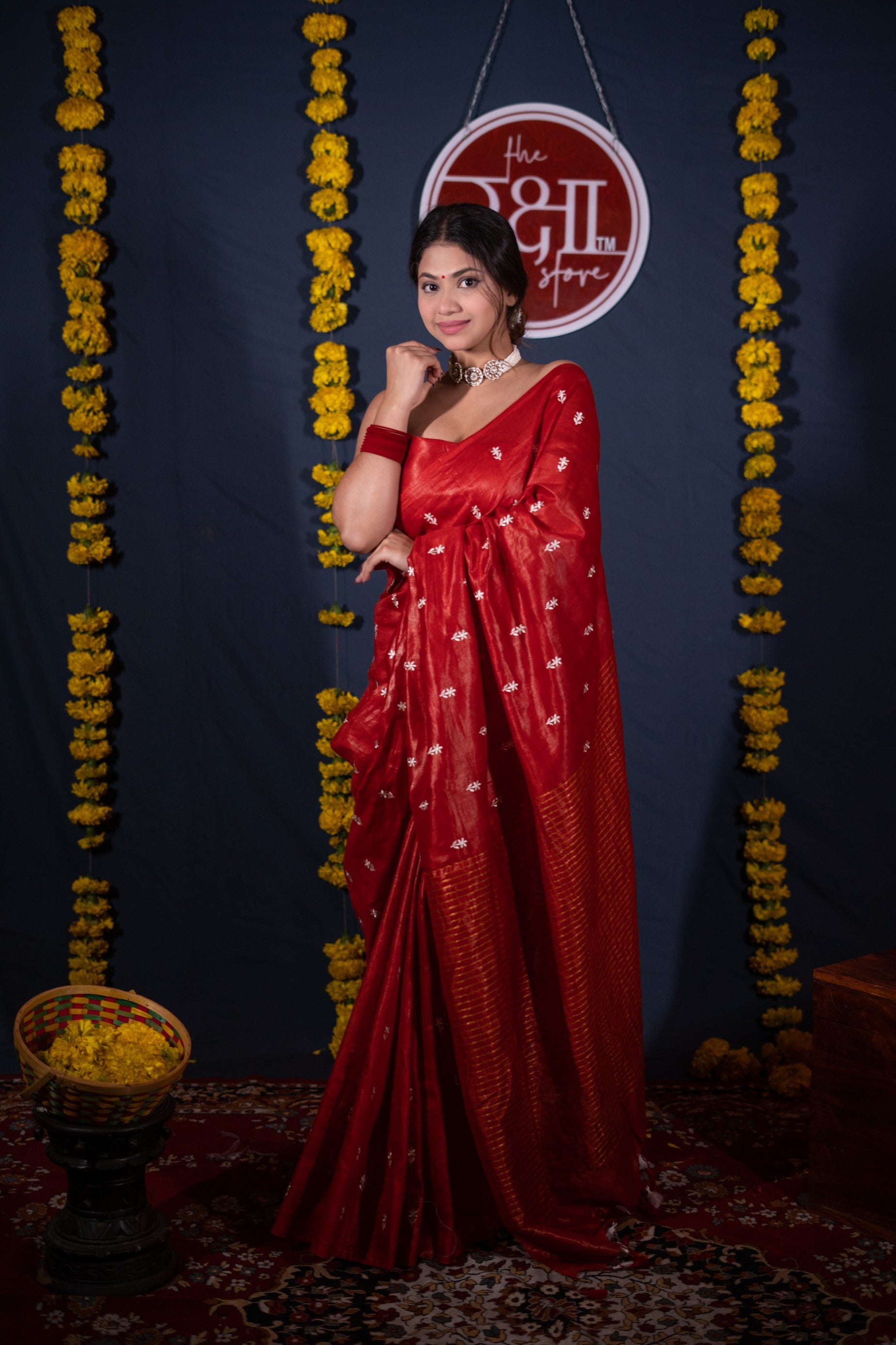 Avani- Red Floral Silk Linen Saree