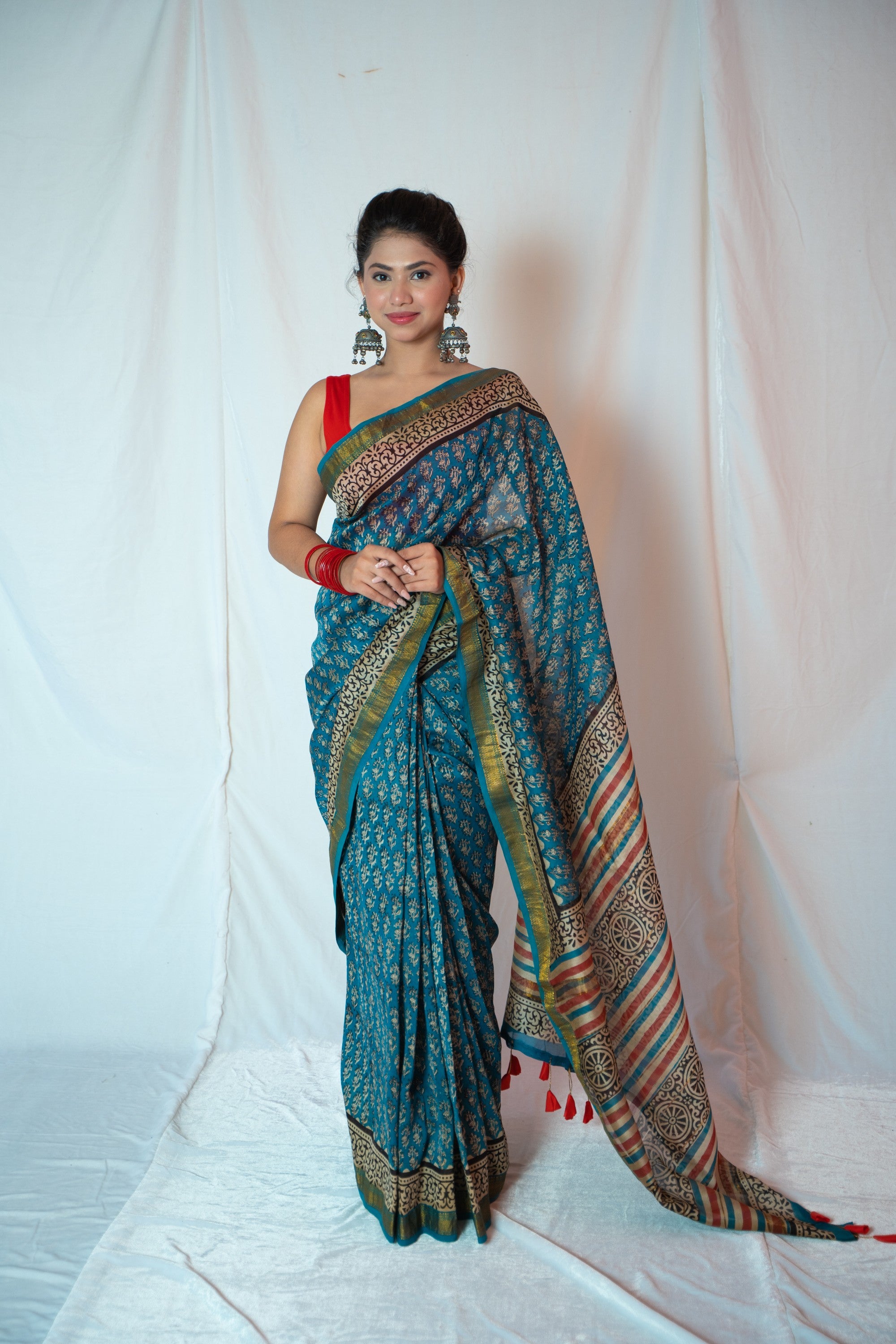 Azure Elegance- Maheshwari Silk Saree